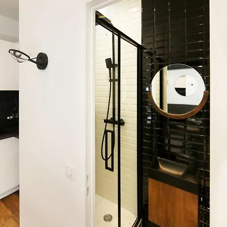 Proche Des Celebres Puces De 4p - Flat-guest 아파트