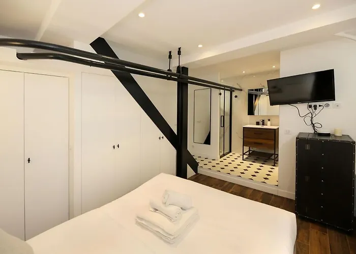 Apartamento Proche Des Celebres Puces De 4p - Flat-guest *