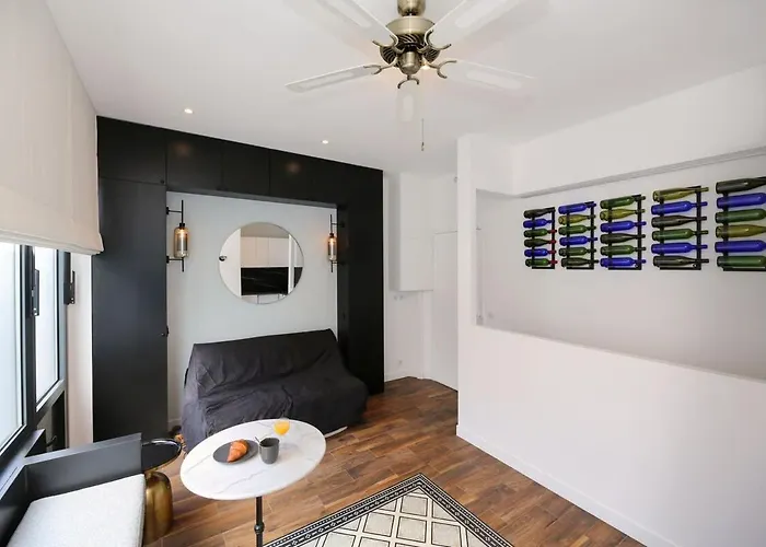 Proche Des Celebres Puces De 4p - Flat-guest Apartamento