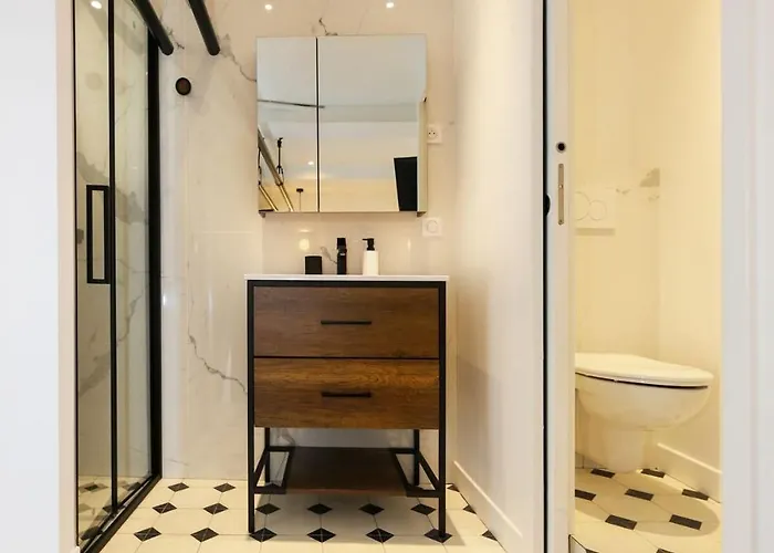 Proche Des Celebres Puces De 4p - Flat-guest Apartamento *