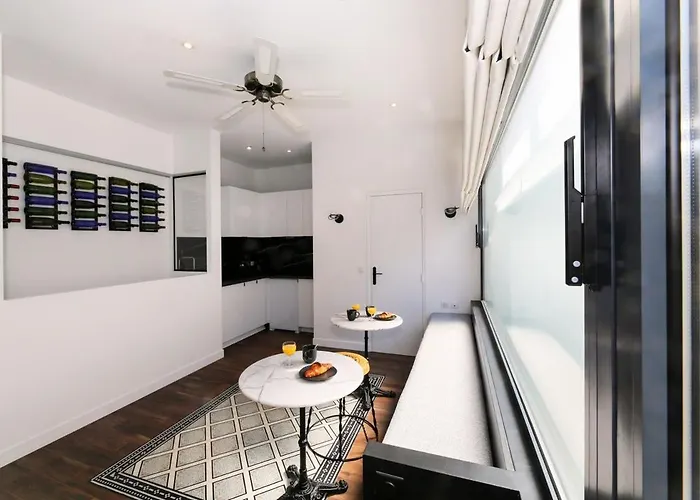 Proche Des Celebres Puces De 4p - Flat-guest * Paris